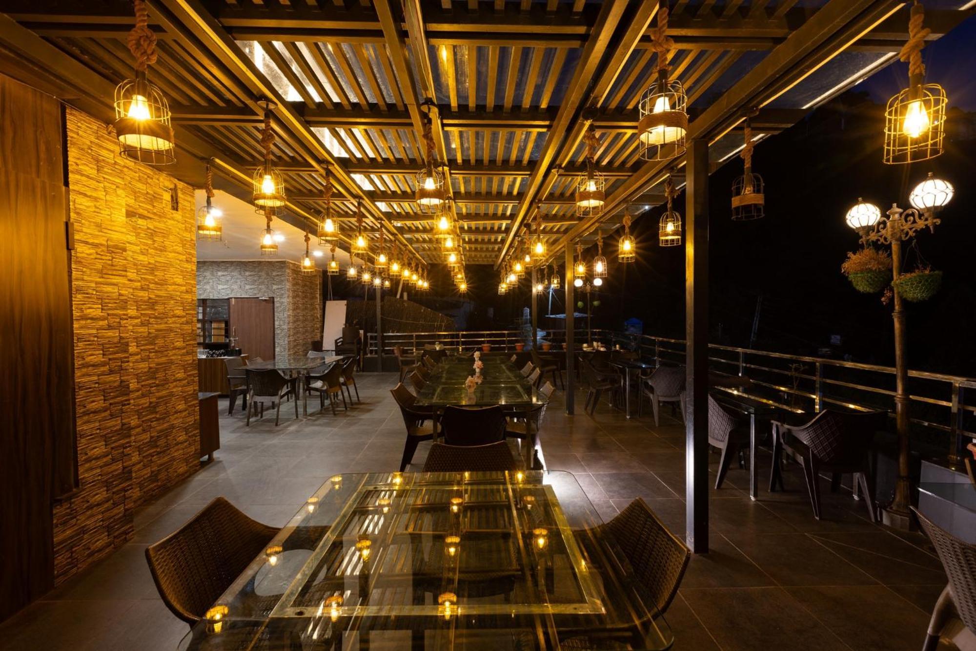 Hotel Park Royale Inn Масурі Екстер'єр фото