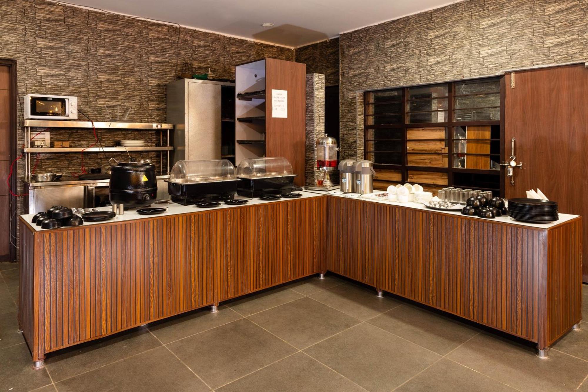 Hotel Park Royale Inn Масурі Екстер'єр фото