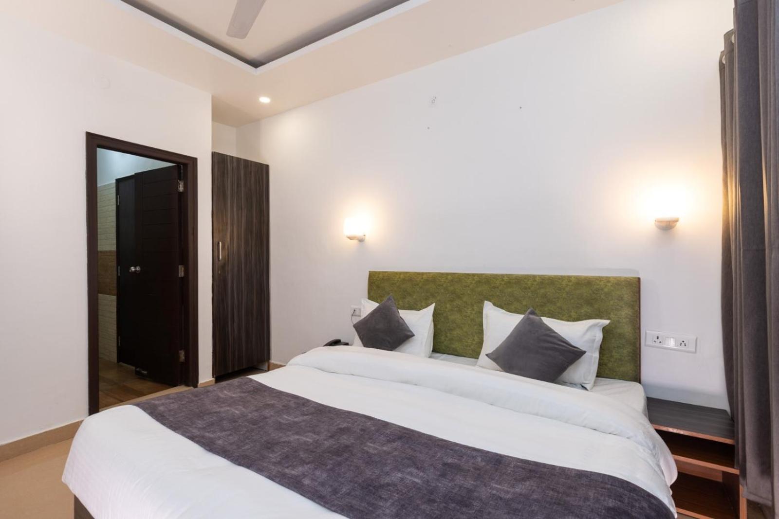 Hotel Park Royale Inn Масурі Номер фото
